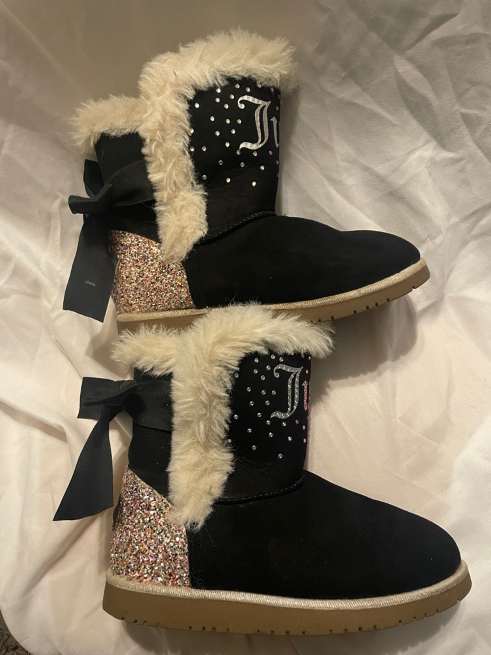 Juicy Couture Black Kids Fur-Trim Boots with Pink Glitter Heel